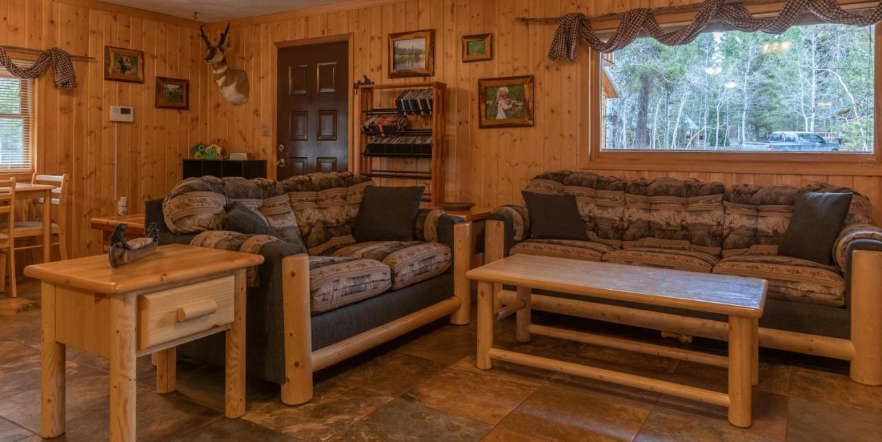 Remington Reload By Kabino Hot Tub Firepit Roku Big Yard Driveway Grill Wifi Trails Island Park Exteriér fotografie